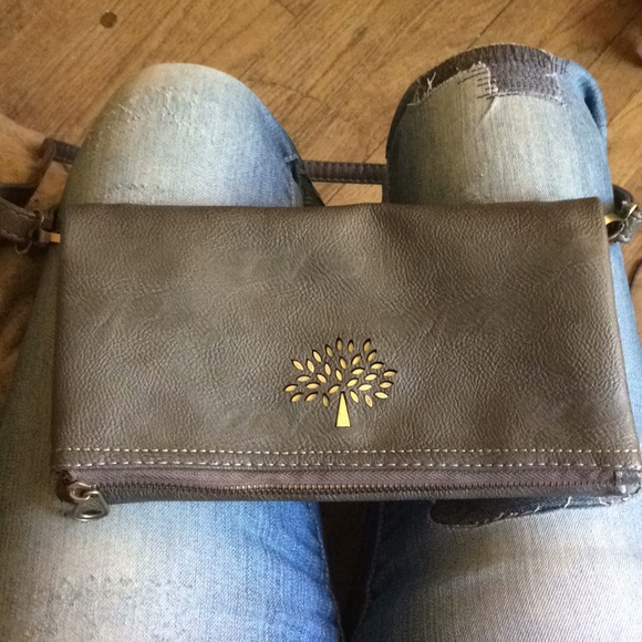 grey mulberry purse